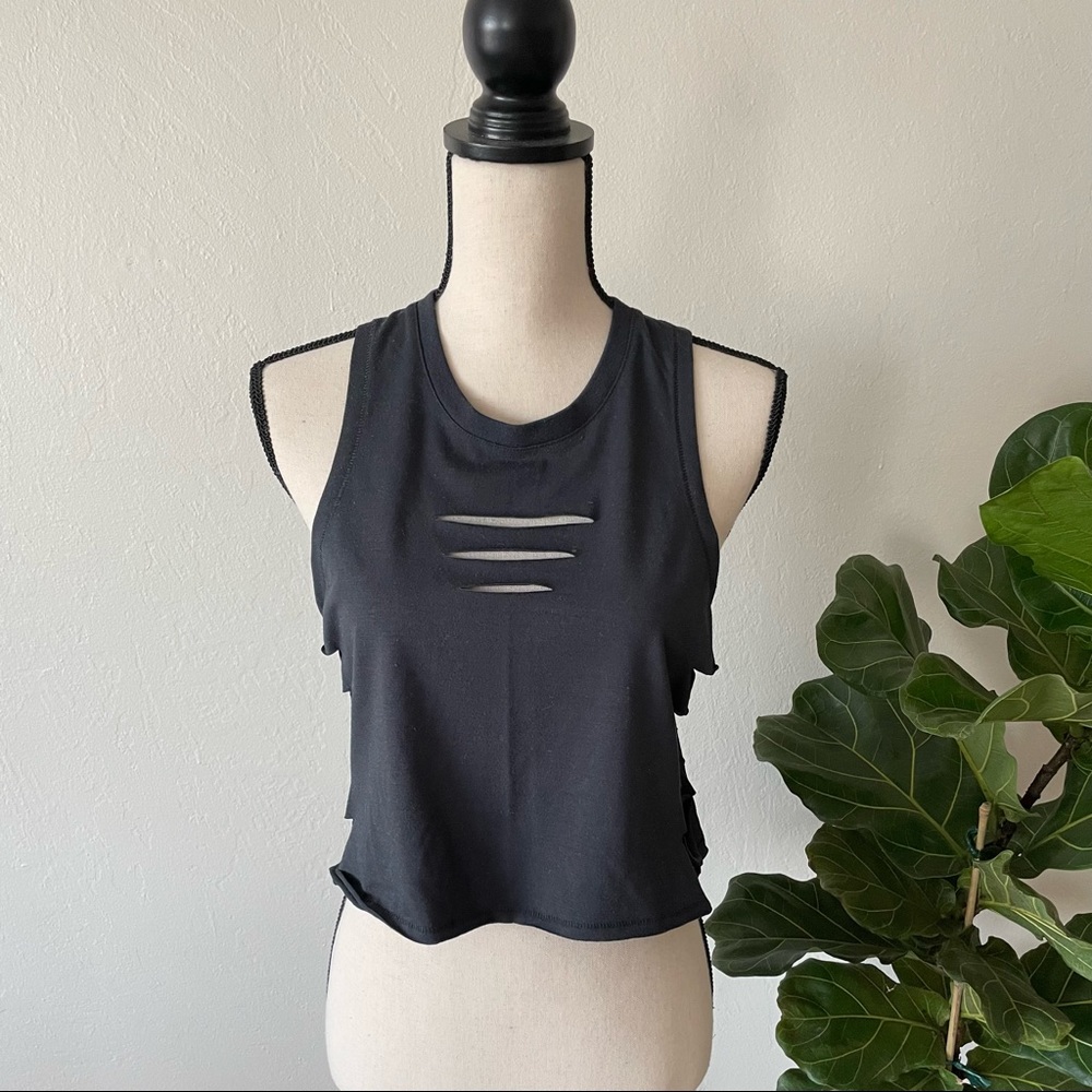 *** ALO YOGA Ripped Warrior Crop Tank Top Small S ***